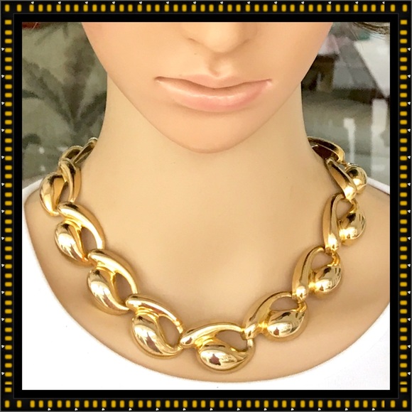 🌺🌴🌺 GOLD TONE STATEMENT NECKLACE 🌺🌴🌺 - Picture 3 of 3